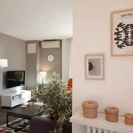 Apartment L1 Auguste Valensin 10 Min A Pied Mer Clim&wifi
